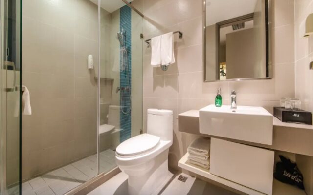 Zhuhai Wanyi Holiday Hotel