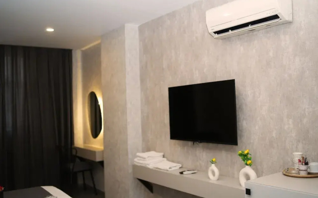 Cali Royal Otel