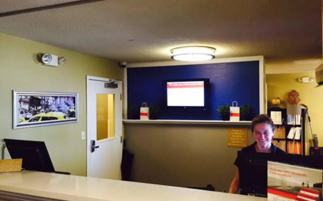 Sonesta Simply Suites Pittsburgh Airport