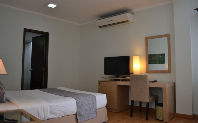 Vien Dong Hotel