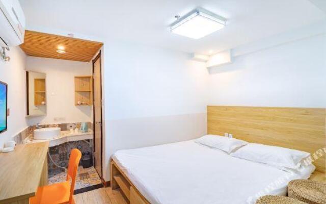 Yayue Hotel (Jinan Qilu Hospital Quancheng Square store)