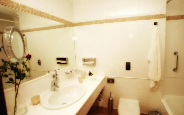 Afkos Grammos Luxury Boutique Hotel
