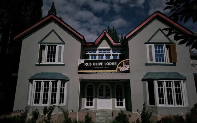 Rus Olive Lodge