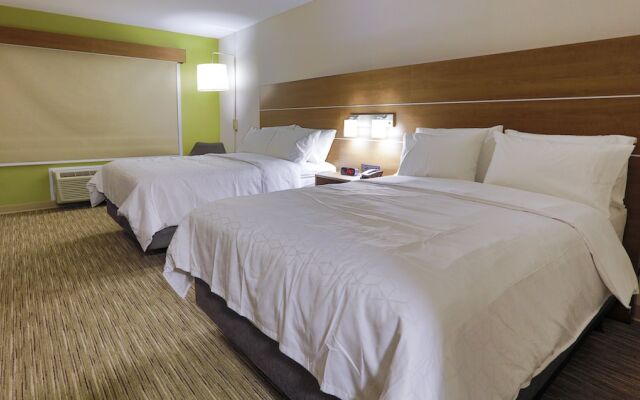 Holiday Inn Express & Suites Welland, an IHG Hotel