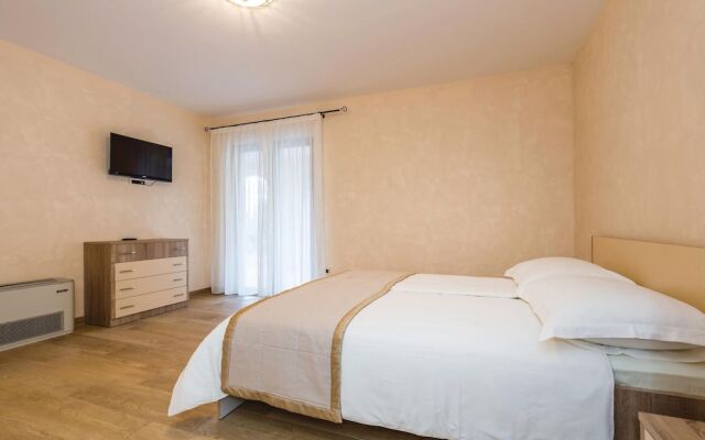 Nice Home in Turcic With Wifi and 4 Bedrooms