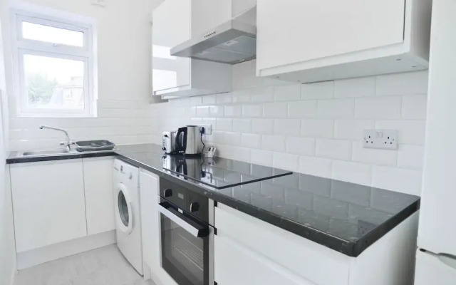 Studio Apartment In Euston