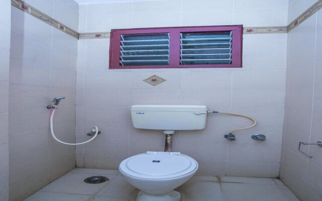 New Aishwarya Comforts By OYO Rooms