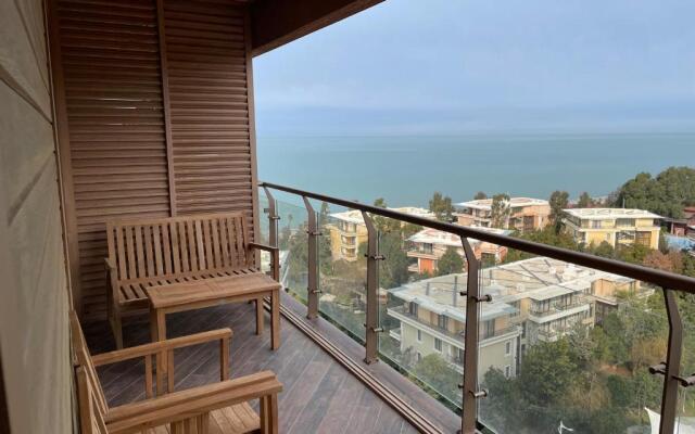 Happy Days in Dreamland Oasis