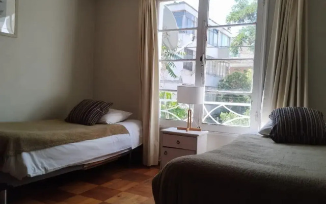 Casa y patio en mejor barrio de Santiago