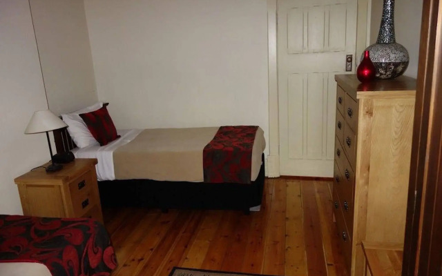 Glenelg Gateway Apartments