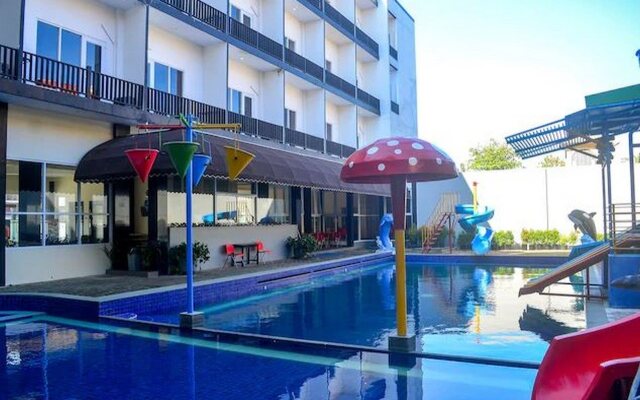 Capital O 1246 Hotel Grand Pacific