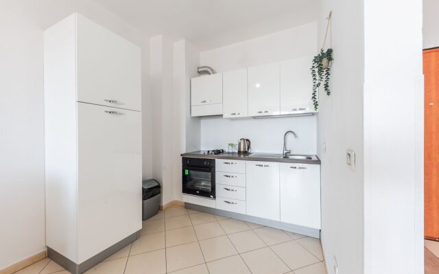 Central Main Square Apartment