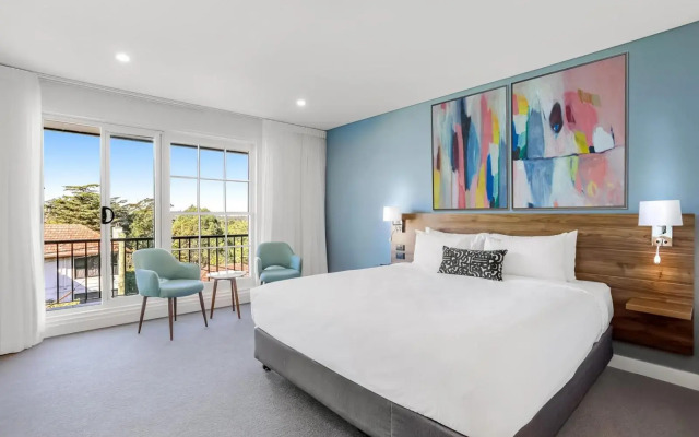 Killara Hotel & Suites