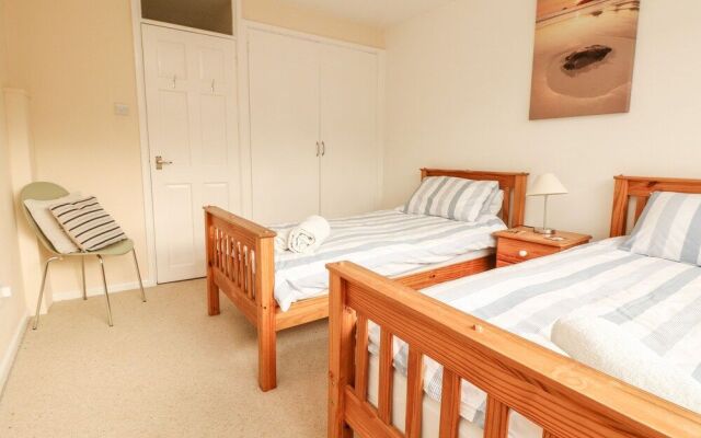 Porth Beach House