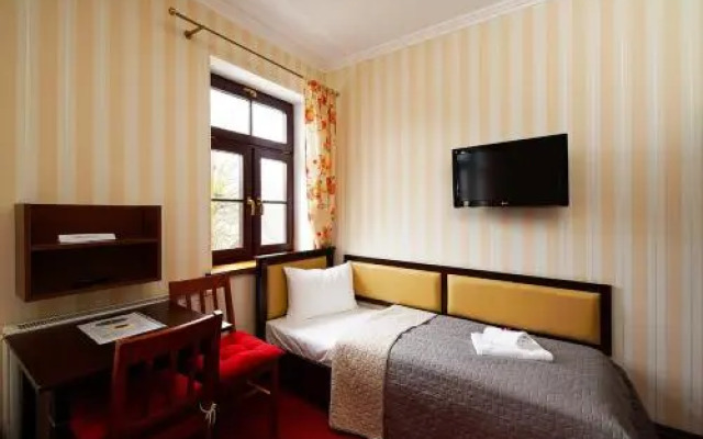 Hotelik & Restauracja Złota Kaczka