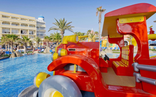 Mediterráneo Bay Hotel & Resort