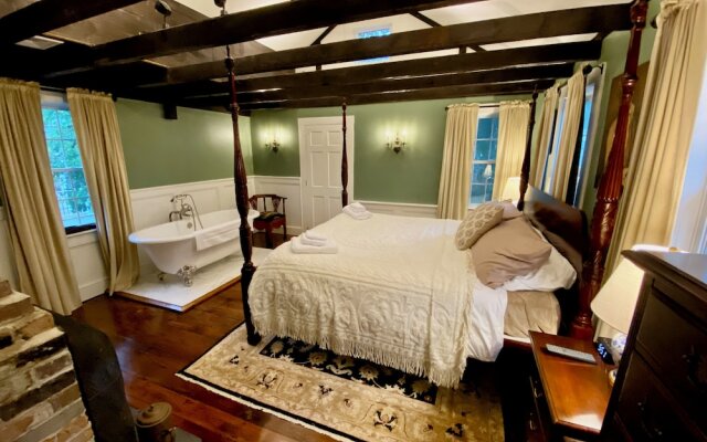 Silsbee's by Daniels House