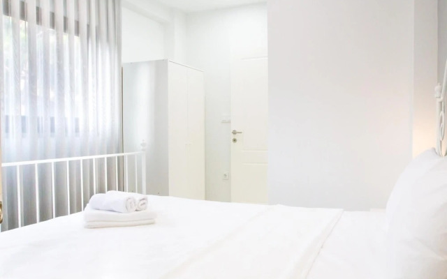 Sleek Flat w Garden 5 min to Beach in Milas