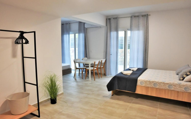 Telhinis Hotel