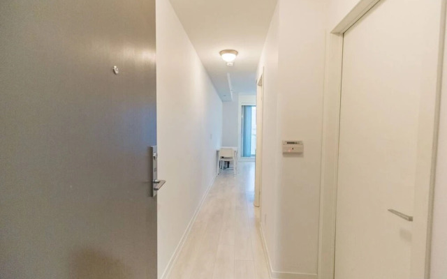 Trendy, Executive Studio, In Downtown To