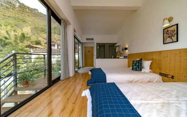 Yangshuo Serene Cove Hotel