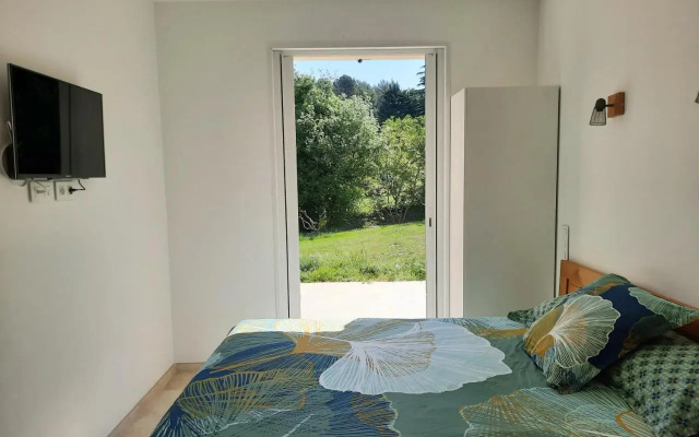 Studios indépendants dans grand Domaine en pleine nature