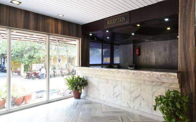 OYO 18993 Hotel Jyoti Swaroopa