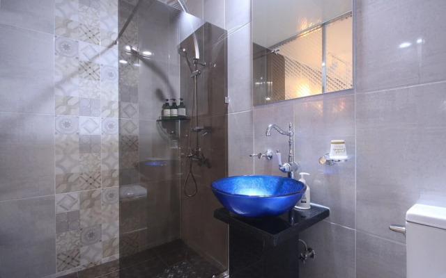 Geoje Island Sadeung K Self Check-in Motel
