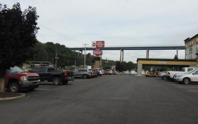 Best Western Plus Clarks Summit Scranton