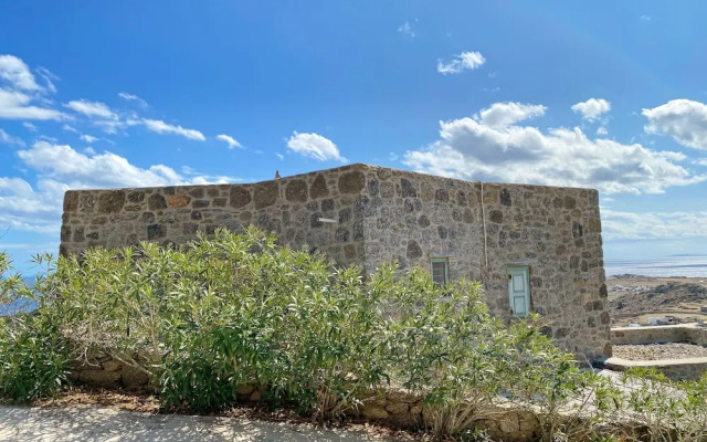 Seaview Villa Galanos at Kalafatis Beach