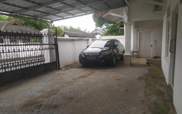 OYO 3741 Mutiara Syariah 1