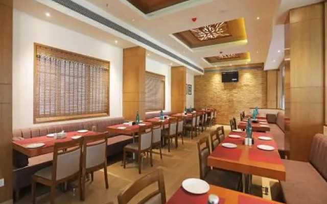 OYO Premium Bhosari MIDC