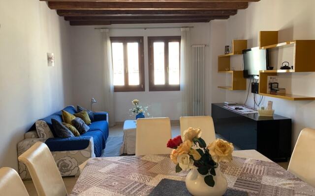 Grimaldi Apartments - Ai Carmini