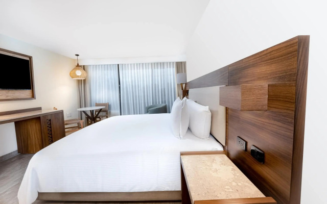 Oh! Oasis Urban Hotel