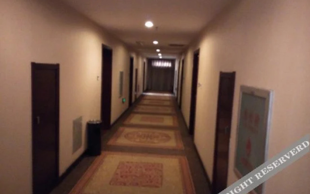 Wanrong Hotel