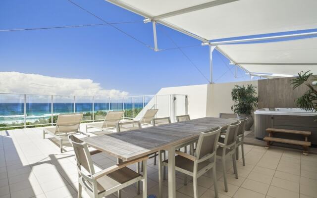Bale Penthouse 1326