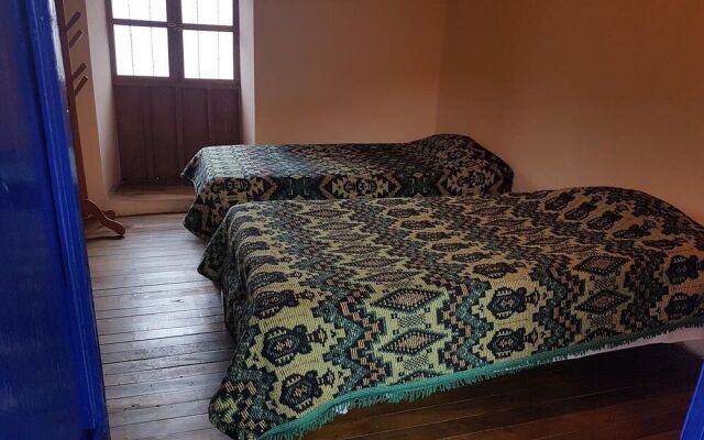 Reinbo Hostel B&B