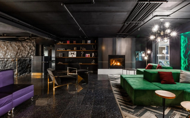 Empire Suites