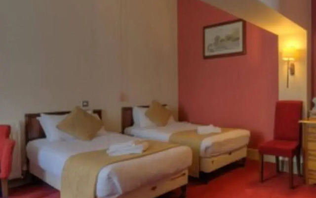 Kings Head Hotel by Greene King Inns