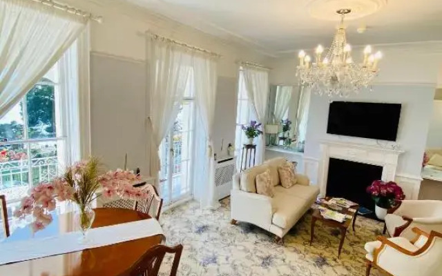 Pier View Self Catering Luxury Apartments