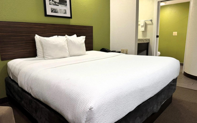 Travelodge by Wyndham Flowood