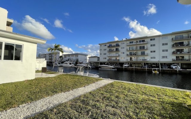 Casa Canal at Eastern Shores