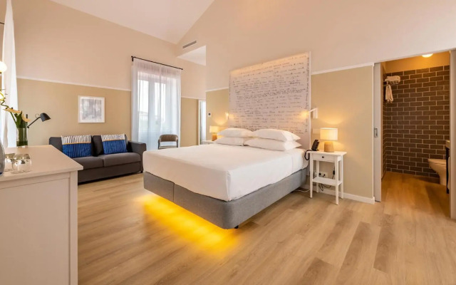 Pestana Fisherman Village