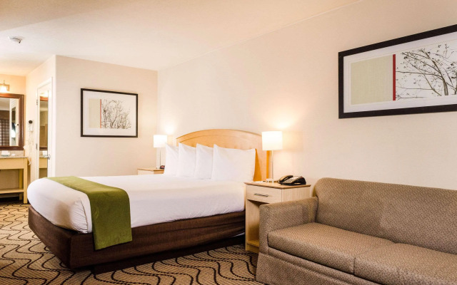 Quality Inn & Suites Lathrop - South Stockton