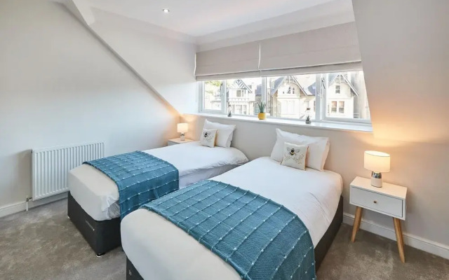 Host Stay The Loft The Regency