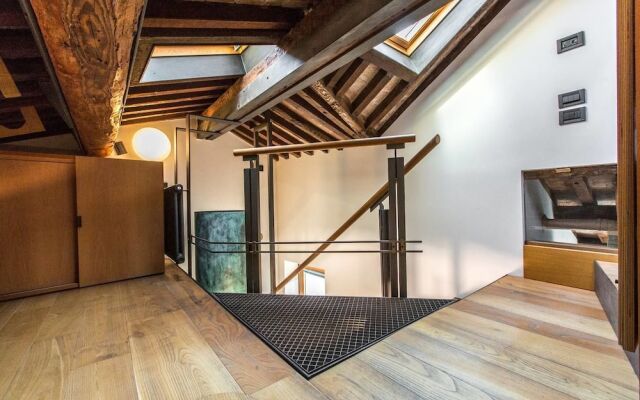 Grand Canal Design Apartment R&R