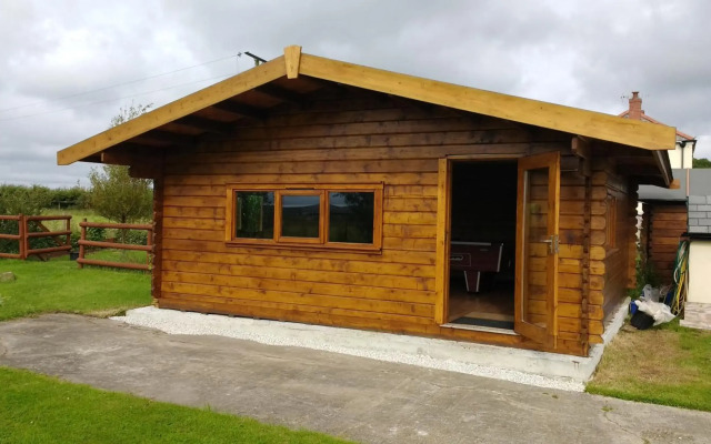 Swifts Barn Stanbury Wharf