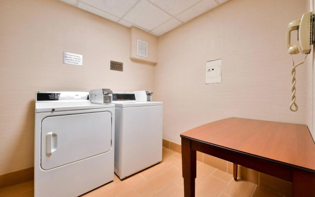 Fairfield Inn & Suites by Marriott Rochester West/Greece