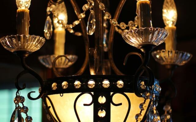 The Old Liberty Schoolhouse B&B