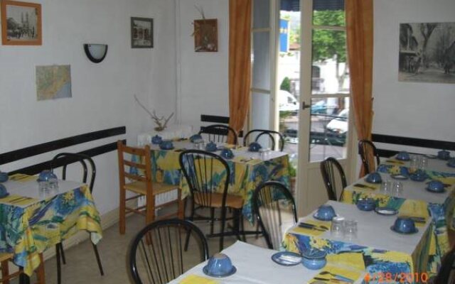 Hotel De La Poste